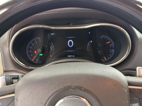 Used 2014 Jeep Grand Cherokee Summit image 6