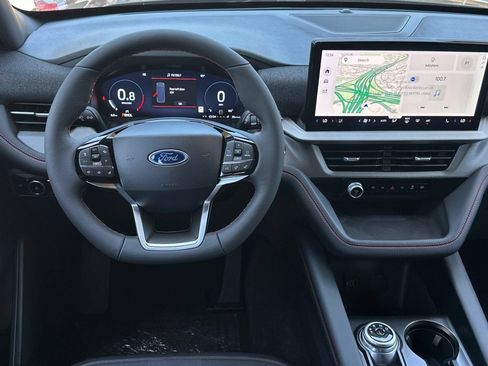 New 2026 Ford Explorer ST-Line w/ ST-Line Street Pack RWD image 13