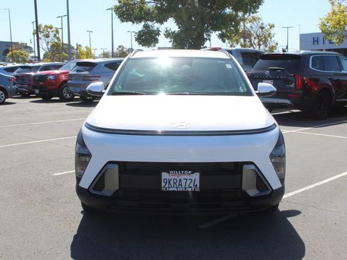 Used 2024 Hyundai Kona SEL FWD image 4
