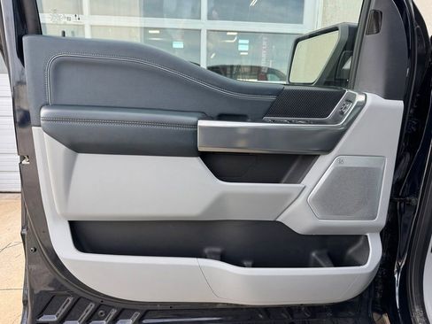 Used 2023 Ford F150 Limited image 14