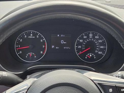 Used 2021 Kia Seltos S FWD image 11