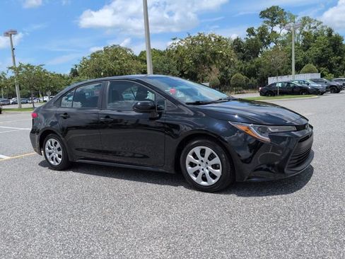 Certified 2023 Toyota Corolla LE FWD image 2