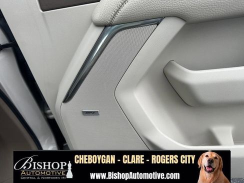 Used 2021 GMC Yukon Denali w/ Denali Premium Package AWD/4WD image 38