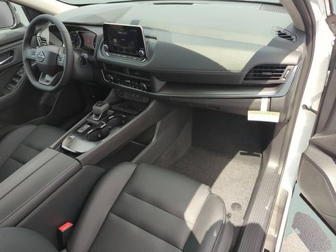 New 2026 Nissan Rogue Dark Armor FWD image 19