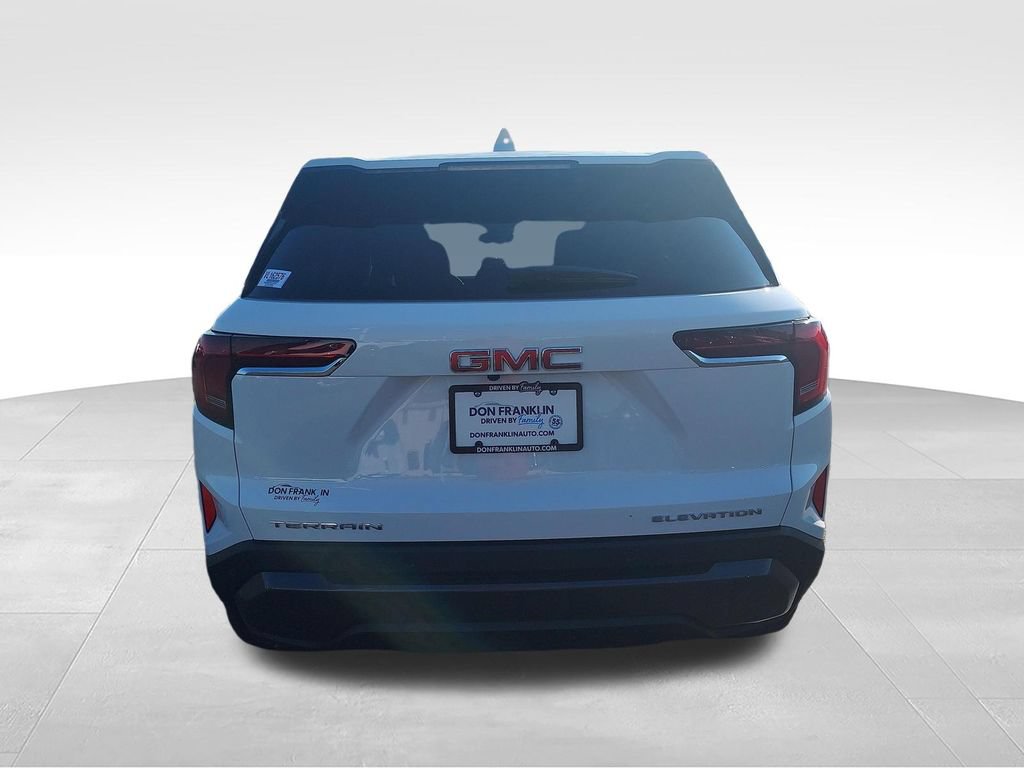 New 2027 GMC Terrain Elevation w/ LPO, Floor Liner Package FWD image 4