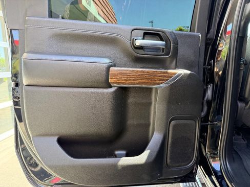 Used 2020 Chevrolet Silverado 2500 High Country w/ Z71 Off-Road Package AWD/4WD image 34