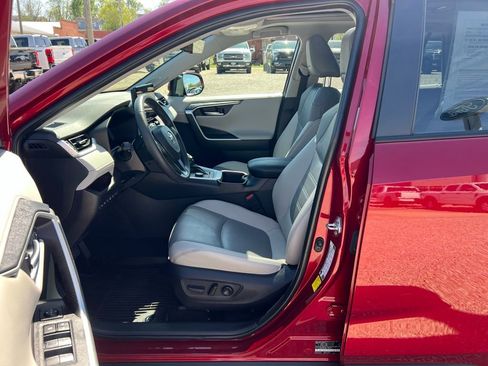 Used 2025 Toyota RAV4 Limited w/ Advanced Technology Package AWD/4WD image 14