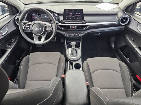 Used 2024 Kia Forte LXS image 11