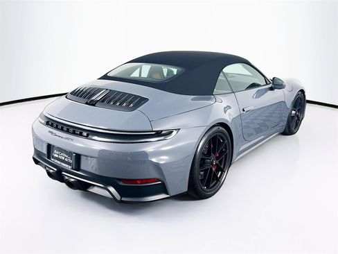 Certified 2026 Porsche 911 Carrera GTS image 9