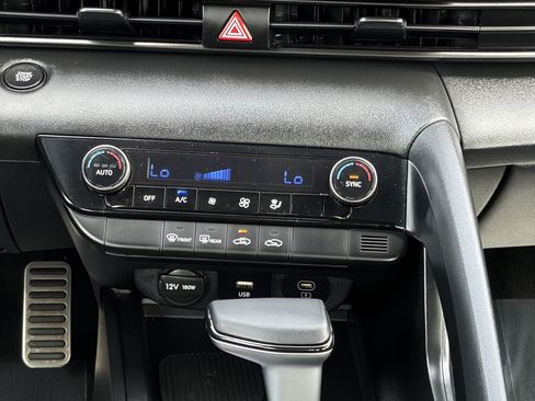 Used 2025 Hyundai Elantra Sport w/ Cargo Package FWD image 14