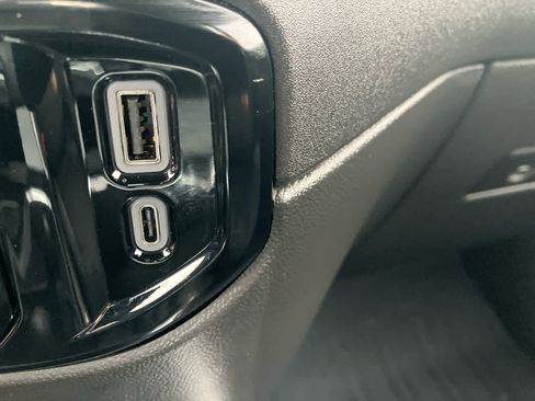 Used 2025 GMC Sierra 1500 Elevation AWD/4WD image 34
