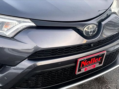 Used 2016 Toyota RAV4 SE image 28
