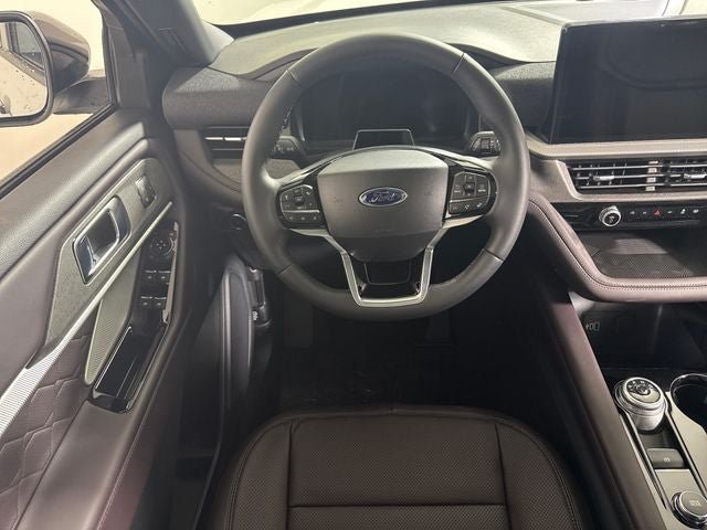 New 2026 Ford Explorer Platinum w/ LUX Leather Package AWD/4WD image 19