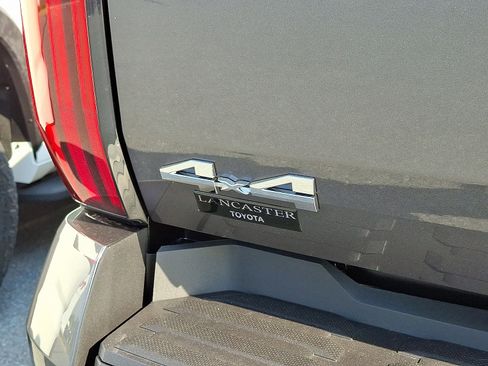 New 2026 Toyota Tundra SR5 image 7