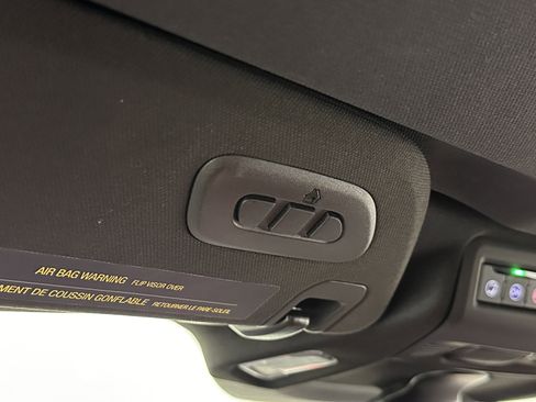 Used 2023 Chevrolet Corvette Stingray Preferred Conv w/ Z51 Performance Package image 27