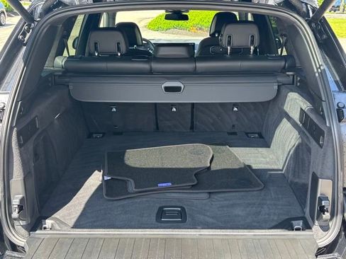Certified 2025 BMW X5 M60i AWD/4WD image 33