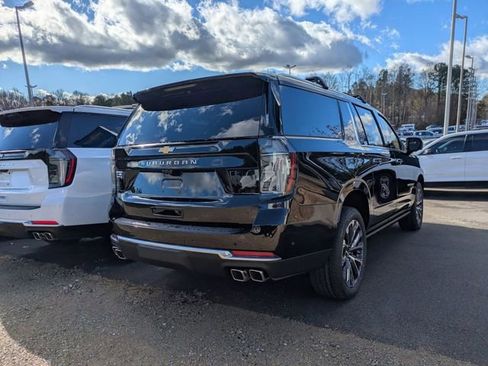 New 2026 Chevrolet Suburban High Country image 2