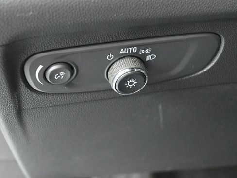 Used 2023 Buick Envision Preferred FWD image 25