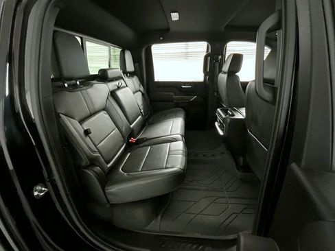 Used 2023 Chevrolet Silverado 2500 High Country image 18