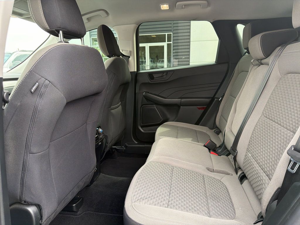 Used 2022 Ford Escape SE w/ Convenience Package AWD/4WD image 32