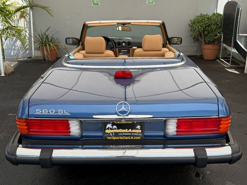 Used 1987 Mercedes-Benz 560 SL image 11