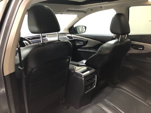 Used 2015 Nissan Murano Platinum w/ Platinum Technology Package image 17