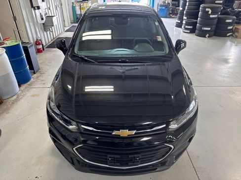 Used 2020 Chevrolet Trax LS FWD image 28