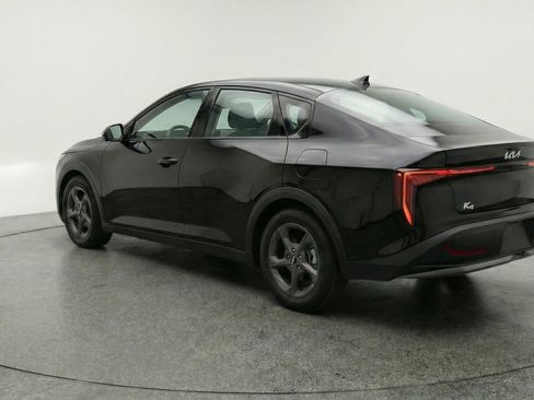 Used 2025 Kia K4 LXS image 6