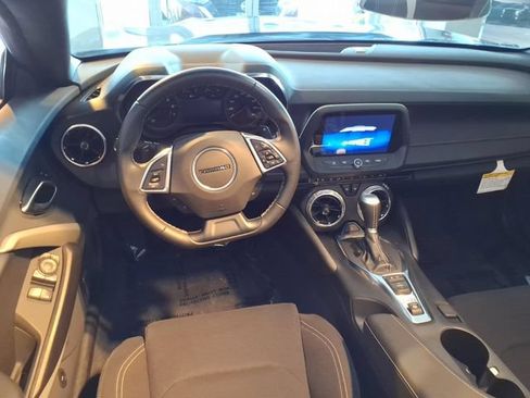 Used 2023 Chevrolet Camaro LT w/ Technology Package RWD image 19