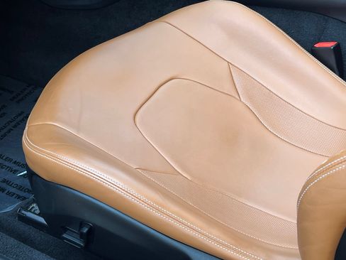 Used 2019 Ferrari Portofino RWD image 29