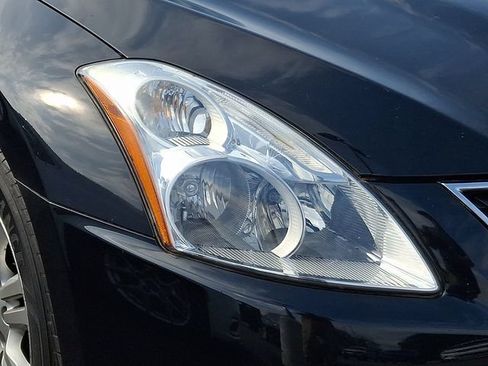 Used 2010 Nissan Altima 2.5 SL w/ SL Pkg FWD image 8