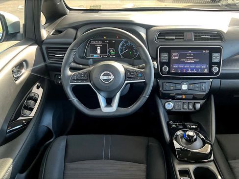 Used 2024 Nissan Leaf SV Plus image 5