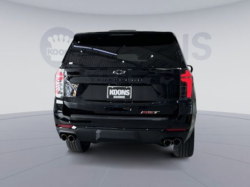 Used 2025 Chevrolet Suburban RST w/ Comfort Package image 15