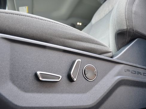 Used 2021 Ford F150 XLT w/ Equipment Group 302A High image 17