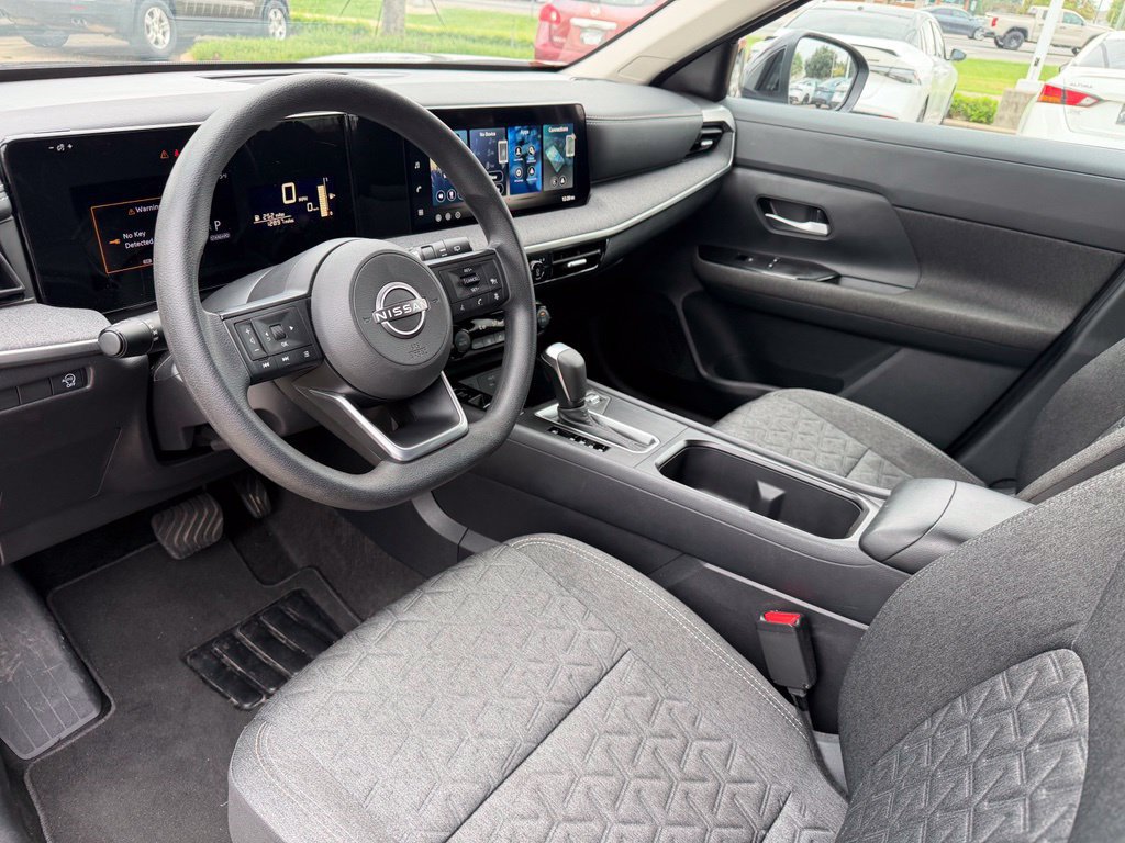 Used 2026 Nissan Kicks SV FWD image 10