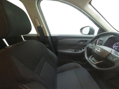 New 2026 Nissan Rogue S image 23