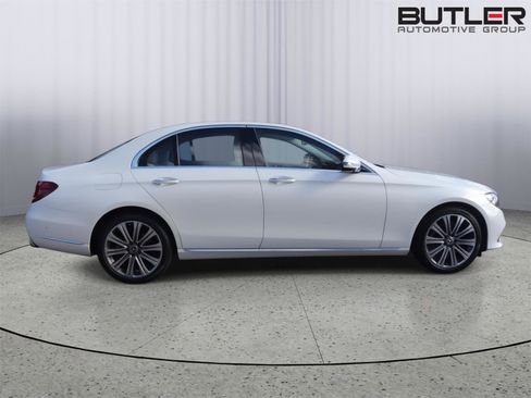 Used 2018 Mercedes-Benz E 300 image 8