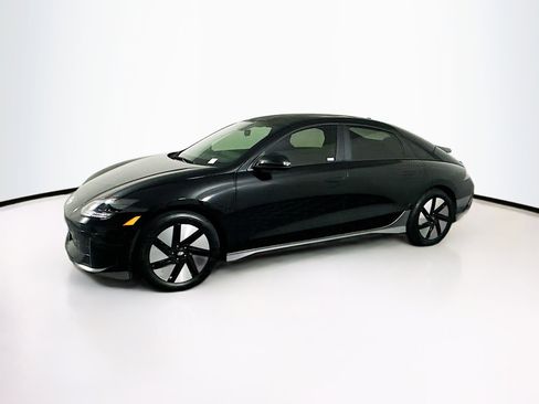 Used 2024 Hyundai Ioniq 6 SE image 4