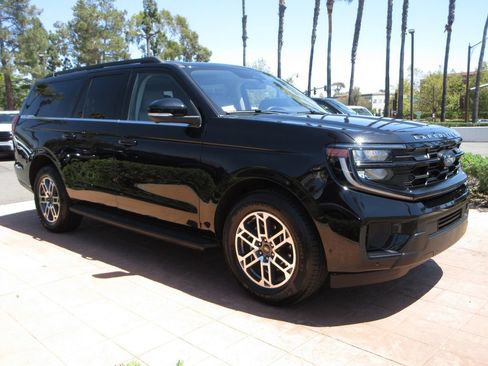 Certified 2025 Ford Expedition Max Active RWD image 6