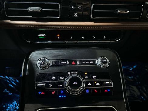 Certified 2022 Lincoln Nautilus Reserve w/ Class II Trailer Tow Package AWD/4WD image 8
