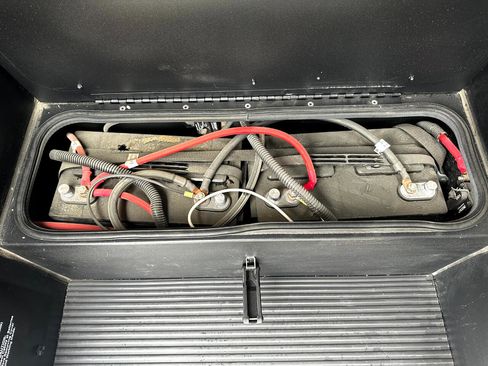 Used 2023 Ford E-450 and Econoline 450 Super Duty w/ Motorhome Prep Package image 11