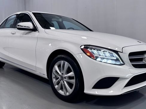 Used 2019 Mercedes-Benz C 300 4MATIC Sedan image 4