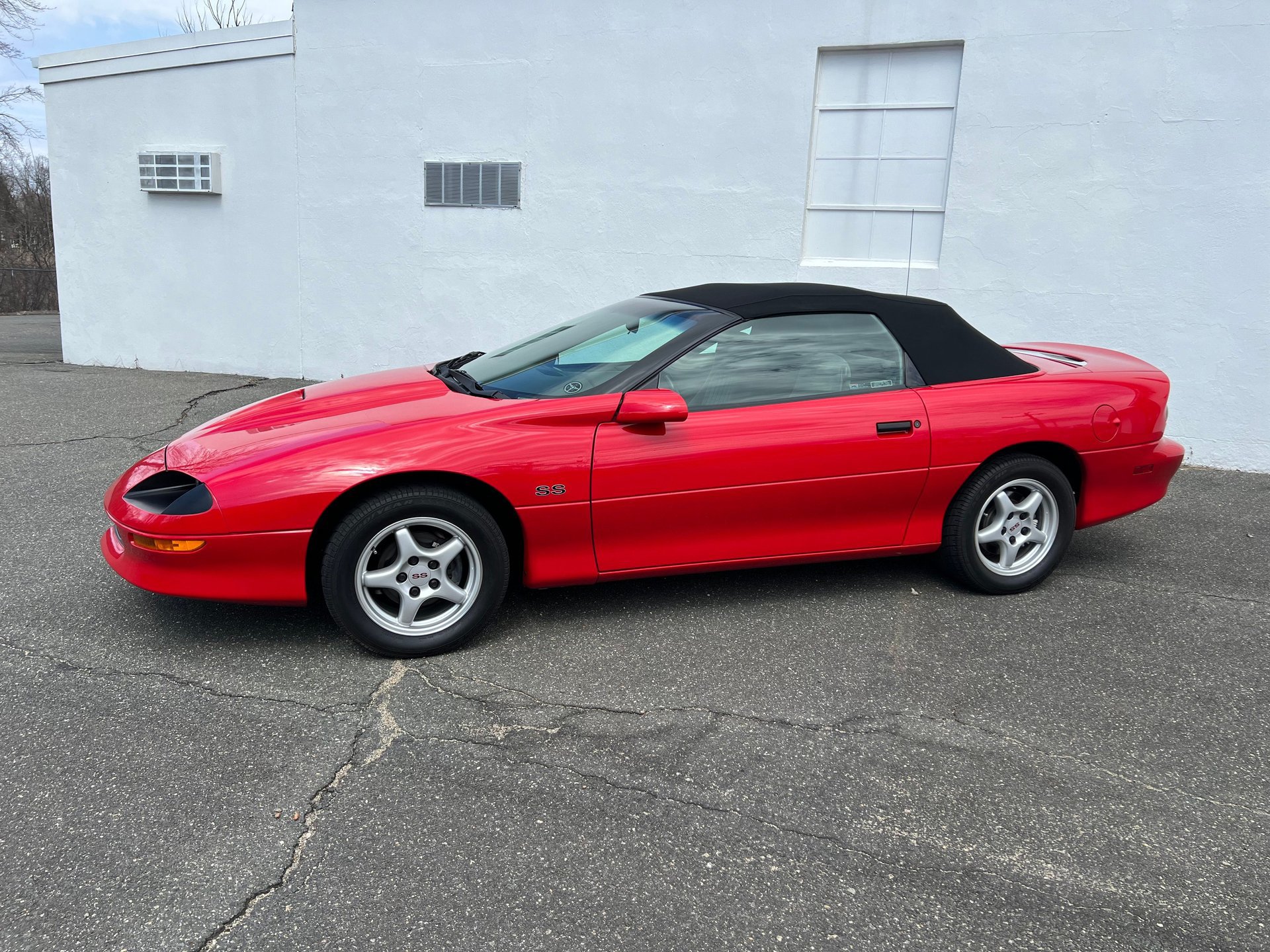 Used 1997 Chevrolet Camaro SS w/ SS Alteration Pkg RWD image 16