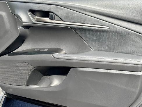 Used 2025 Toyota Camry XSE image 31