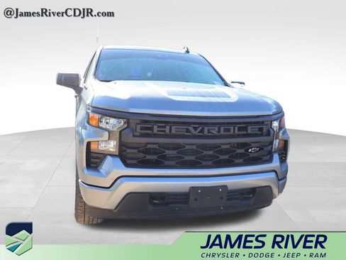 Used 2025 Chevrolet Silverado 1500 Custom w/ LPO, Dark Essentials Package AWD/4WD image 11