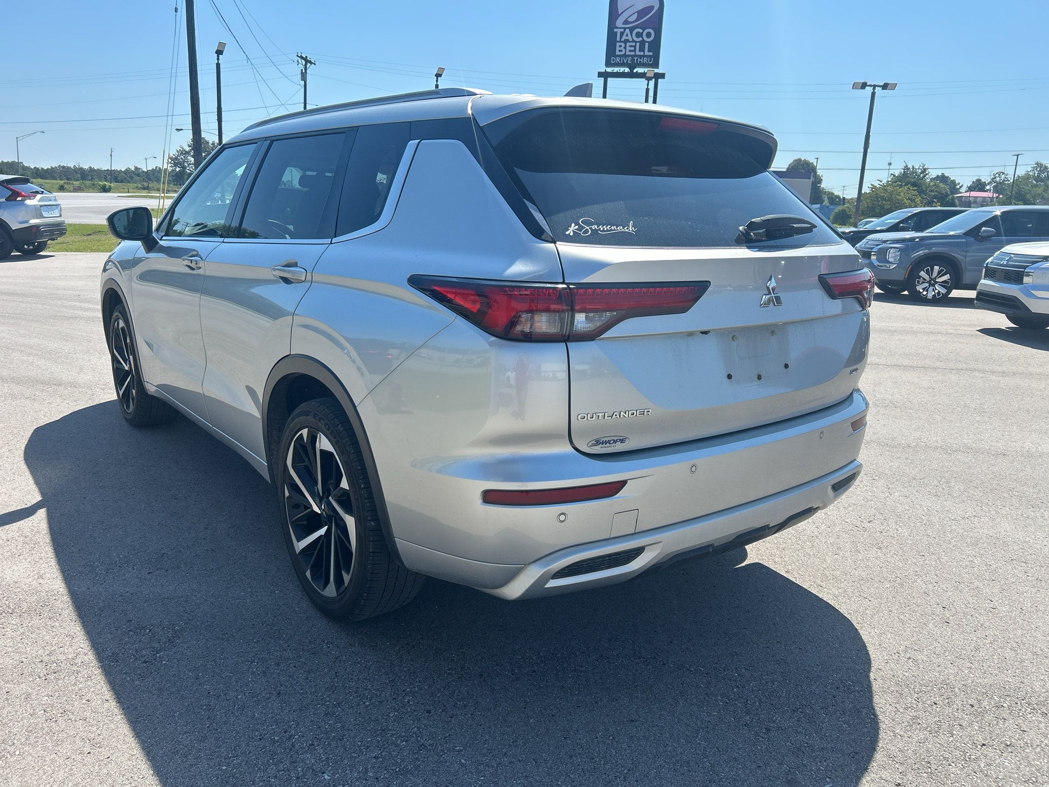 Used 2023 Mitsubishi Outlander SEL AWD/4WD image 4