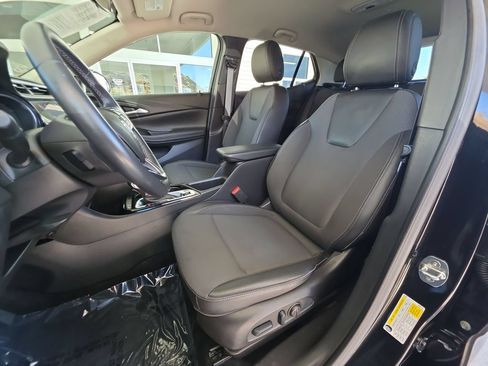 Used 2023 Buick Encore GX Preferred w/ Cold Weather Comfort Package FWD image 20