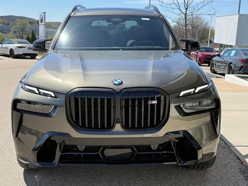 Used 2026 BMW X7 M60i w/ Executive Package AWD/4WD image 9