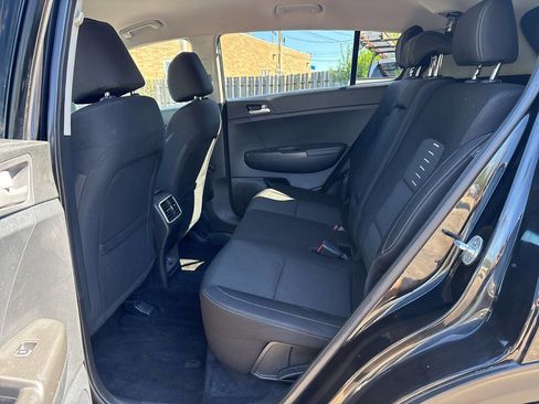 Used 2018 Kia Sportage LX AWD/4WD image 21