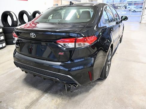 Used 2022 Toyota Corolla SE image 6